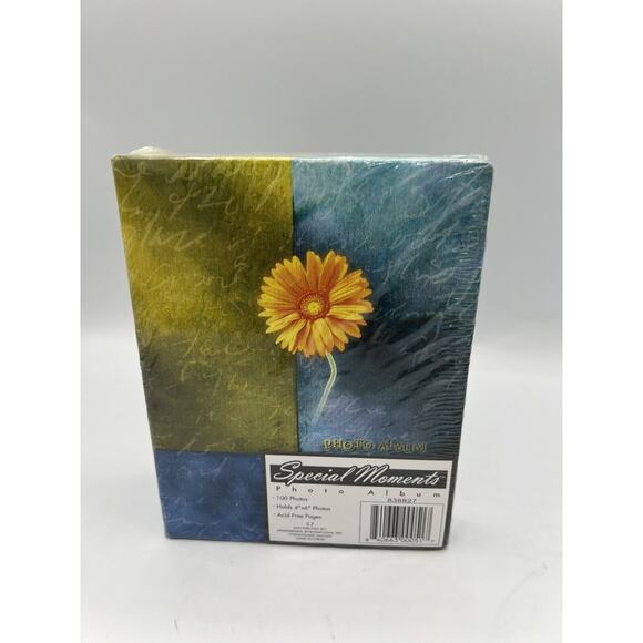 Special Moments Photo Album Holds 100 Photos / 50 Pages 4 x 6 NIP - Picture 1 of 3